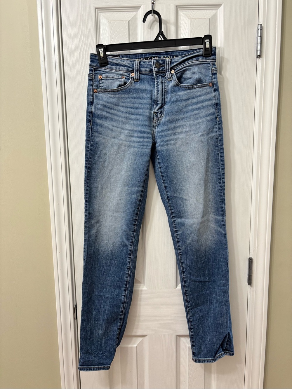 American Eagle Medium Wash Straight Jeans Men’s Size 28x32 - Picture 2 of 8